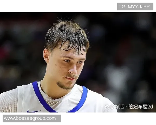 弗拉格半场表现低迷仅得5分2板4助 带队仍在挣扎中 弗拉格半场表现低迷仅得5分2板4助 带队仍在挣扎中