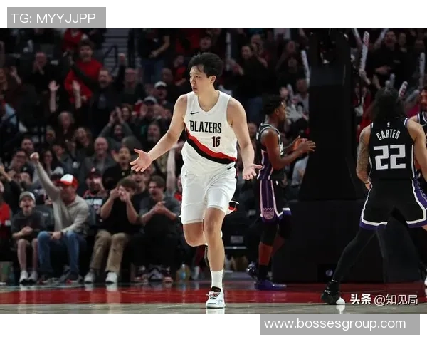 格兰特11投9中表现惊艳 张卫平解读杨瀚森未上场原因