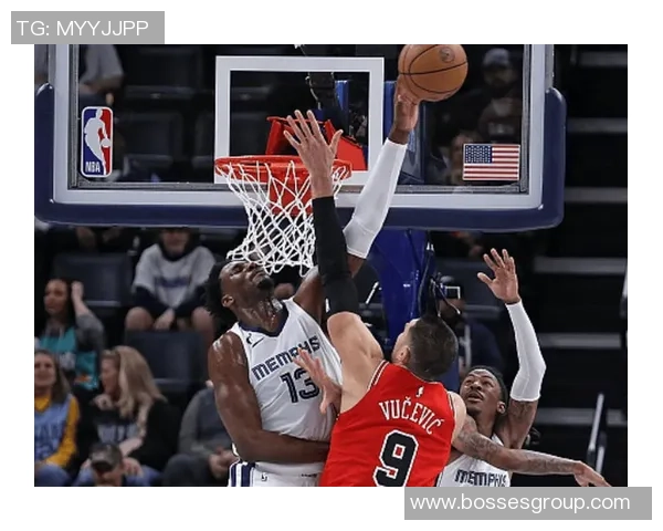 灰熊主帅称贾伦杰克逊正步入巅峰期即便陷入犯规麻烦也必须留在场上 灰熊主帅称贾伦杰克逊正步入巅峰期即便陷入犯规麻烦也必须留在场上